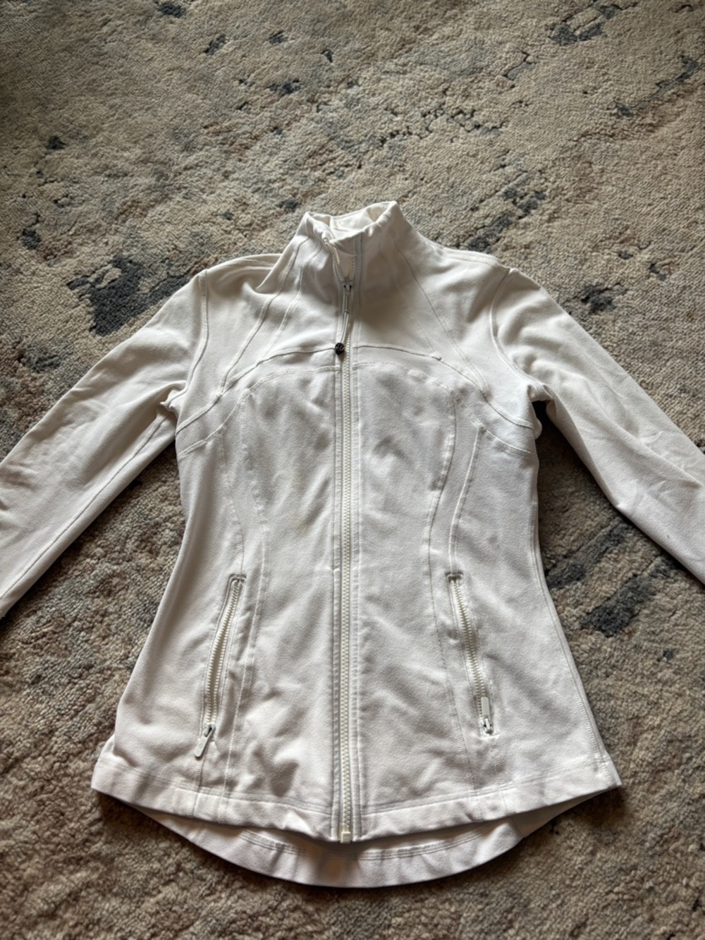 Lululemon Women’s White Full-Zip Define Jacket size 6